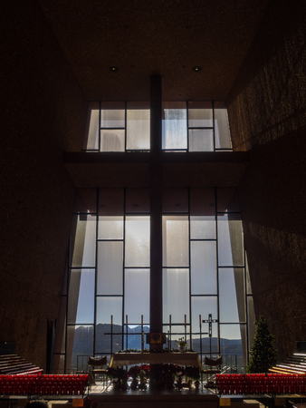 Chapel of the Holy Cross is a Roman Catholic chapel built into the buttes of Sedona, Arizona, run by the Diocese of Phoenix, as a part of St. John Vianney Parish in Sedona.のeditorial素材