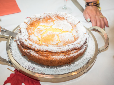 Traditional polish style cheesecake served on tableの写真素材