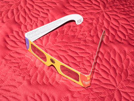 Filters for direct viewing of the Sun are typically sold in the form of wearable eclipse glasses.のeditorial素材