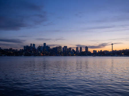 The view of Downtown Seattle from Gas Works Park.の写真素材
