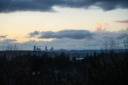 Sunset Seattle skyline view on sunny winter day.の写真素材