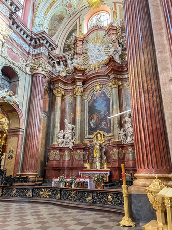 Poznan Fara is a Roman Catholic basilica located in the heart of the Old Town district in Poznan, western Poland. It is one of the city's most recognizable landmarks, the most important Christian temple alongside the Cathedral and the finest example of Baのeditorial素材