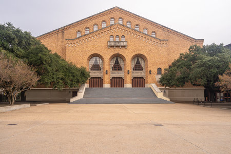 University of Texas at Austin (UT Austin) is a public research university in Austin, Texas.の写真素材