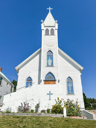Immaculate Conception Church was one of the first community structures built during the construction boom of the late 1880s. It overlooks Roslyn from the east hill, approximately four blocks east and north from the downtown core in the oldest residential section of town.の写真素材