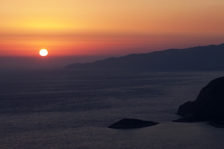 Red sunset on sea の写真素材