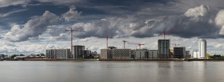 LONDON/UK - MAY 20 : Royal Wharf, a new construction site between North Greenwich and Woolwhichのeditorial素材