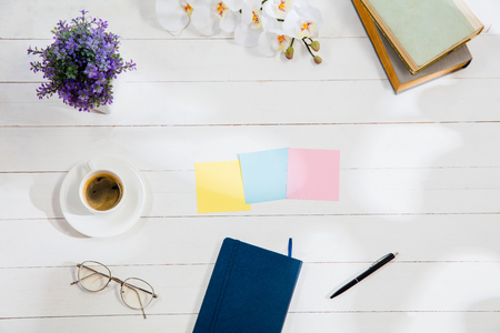 Message at colorful note papers on a desk background. Lifestyle, business, office, plan, goal and management concept. Top or flat lay view. Conceptual image with copy or negative space and mock-upの写真素材