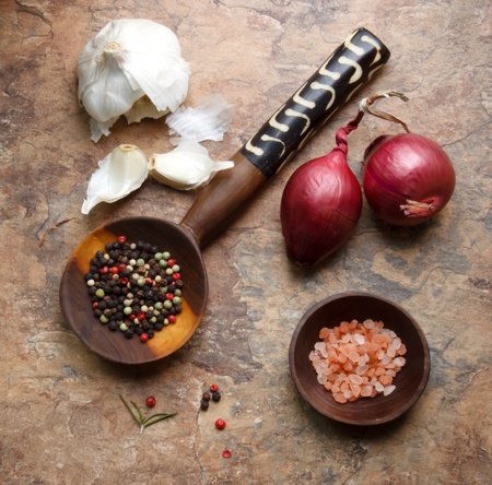 Garlic, Onions, Peppercorn and Sea Saltの写真素材