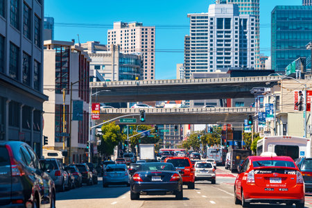 SAN FRANCISCO- MAY 1st 2019: Traffic travels along the street in downtown San Francisco, CAのeditorial素材