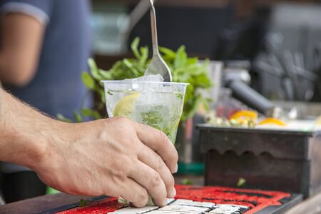 Mojito cooking, The process of preparing summer mojito