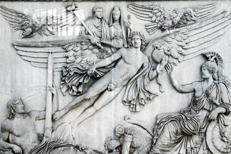 Close view of statue details located in the Vatican city のeditorial素材