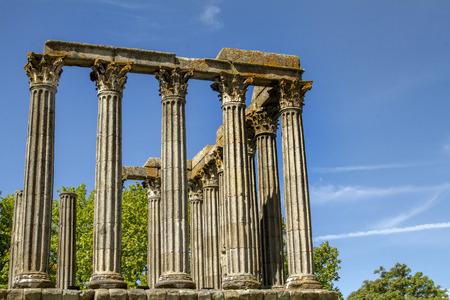 View of the famous Temple of Diana monument, located in Evora, Portugal.の写真素材
