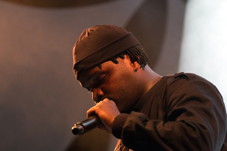 FARO, PORTUGAL: 2nd SEPTEMBER, 2017 - Music band, Valete, performs on Festival F, a big festival on the city of Faro, Portugal.のeditorial素材