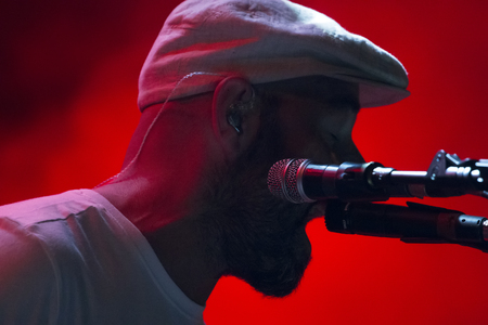 FARO, PORTUGAL: 2nd SEPTEMBER, 2017 - Music band, Frankie Chavez, performs on Festival F, a big festival on the city of Faro, Portugal.のeditorial素材