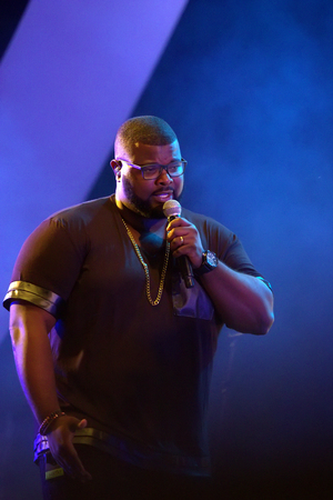 FARO, PORTUGAL: 1st SEPTEMBER, 2017 - Music band, Dengaz, performs on Festival F, a big festival on the city of Faro, Portugal.のeditorial素材