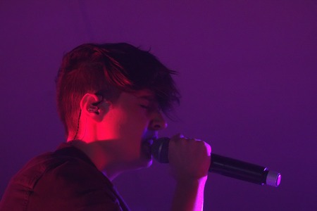 FARO, PORTUGAL: 31st SEPTEMBER, 2017 - Music band, Isaura, performs on Festival F, a big festival on the city of Faro, Portugal.のeditorial素材