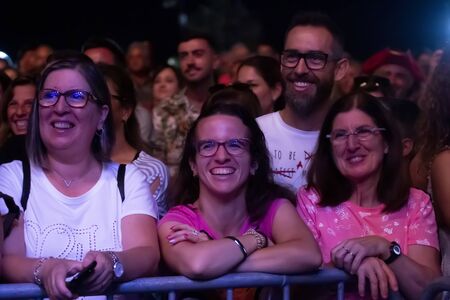 FARO, PORTUGAL: 7th SEPTEMBER, 2019 - Audience watch music artist on  Festival F, a big festival on the city of Faro, Portugal.のeditorial素材