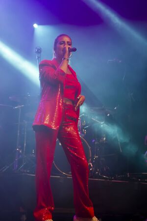 FARO, PORTUGAL: 7th SEPTEMBER, 2019 - April Ivy band, performs on Festival F, a big festival on the city of Faro, Portugal.のeditorial素材