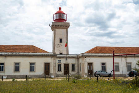 View of the Alfanzina lighthouse in the Algarve region, Portugalの写真素材