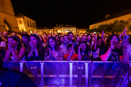 FARO, PORTUGAL: 7th SEPTEMBER, 2023 - Audience watch music artist on Festival F, a big festival in the city of Faro, Portugal.のeditorial素材