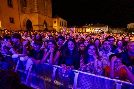 FARO, PORTUGAL: 7th SEPTEMBER, 2023 - Audience watch music artist on Festival F, a big festival in the city of Faro, Portugal.のeditorial素材