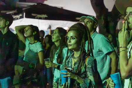 FARO, PORTUGAL: 7th SEPTEMBER, 2023 - Audience watch music artist on Festival F, a big festival in the city of Faro, Portugal.のeditorial素材