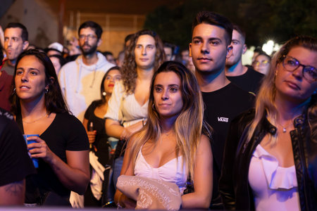 FARO, PORTUGAL: 8th SEPTEMBER, 2023 - Audience watch music artist on Festival F, a big festival in the city of Faro, Portugal.のeditorial素材