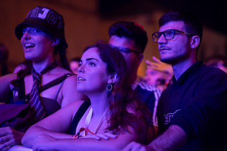 FARO, PORTUGAL: 9th SEPTEMBER, 2023 - Audience watch music artist on Festival F, a big festival in the city of Faro, Portugal.のeditorial素材