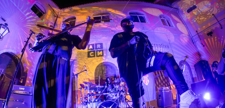 FARO, PORTUGAL: 9th SEPTEMBER, 2023 - Music band, Pull the Trigger, performs at Festival F, a big festival in the city of Faro, Portugal.のeditorial素材