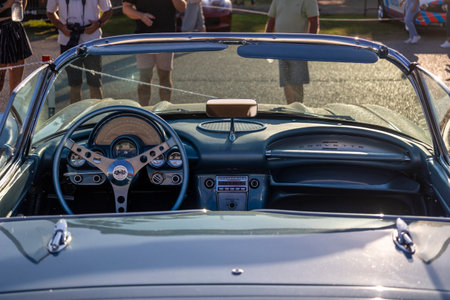 FARO, PORTUGAL, 04th August 2024: American Cars Show Algarve Event with vintage cars and a mix of Americana related activities happen, including pinup shows, rockabilly concerts and much more.のeditorial素材