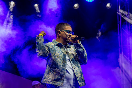 FARO, PORTUGAL: 6th SEPTEMBER, 2024 - Music artist, Art Musa, performs on Festival F, a big festival on the city of Faro, Portugal.のeditorial素材