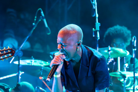 FARO, PORTUGAL: 6th SEPTEMBER, 2024 - Music artist, Acacia Maior , performs on Festival F, a big festival on the city of Faro, Portugal.のeditorial素材