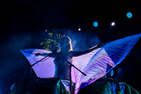 FARO, PORTUGAL: 6th SEPTEMBER, 2024 - Music artist, Emmy Curl, performs on Festival F, a big festival on the city of Faro, Portugal.のeditorial素材