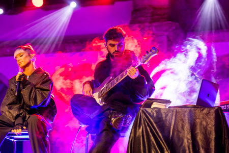 FARO, PORTUGAL: 7th SEPTEMBER, 2024 - Music artist, Filipa Vieira, performs on Festival F, a big festival on the city of Faro, Portugal.のeditorial素材