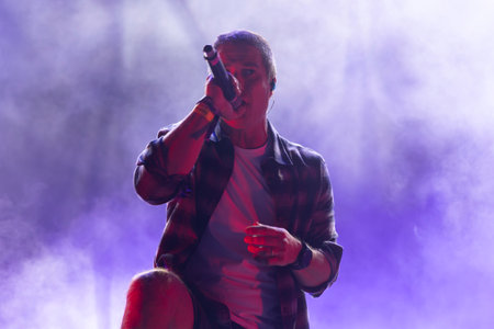 FARO, PORTUGAL: 7th SEPTEMBER, 2024 - Music artist, Na Mesma Rua, performs on Festival F, a big festival on the city of Faro, Portugal.のeditorial素材