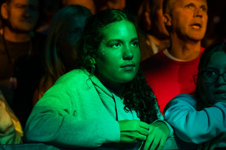 FARO, PORTUGAL: 7th SEPTEMBER, 2024 - Audience watch music artist in the Music Festival F, a big festival on the city of Faro, Portugalのeditorial素材