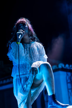 FARO, PORTUGAL: 7th SEPTEMBER, 2024 - Music artist, Vaiapraia, performs on Festival F, a big festival on the city of Faro, Portugal.のeditorial素材