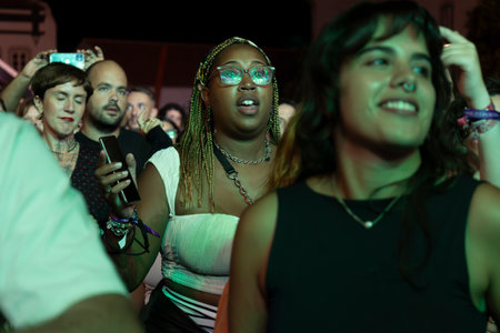 FARO, PORTUGAL: 7th SEPTEMBER, 2024 - Audience watch music artist in the Music Festival F, a big festival on the city of Faro, Portugalのeditorial素材