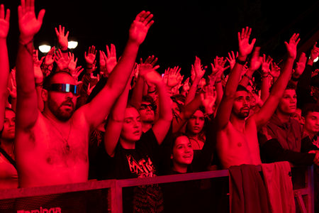 Audience watch musician in the Music Festival Fのeditorial素材