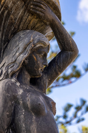 ESTOMBAR, PORTUGAL - 5th OCOTOBER 2024: Artistic stone modern contemporary female statues located on wine estate "Quinta dos Vales".のeditorial素材