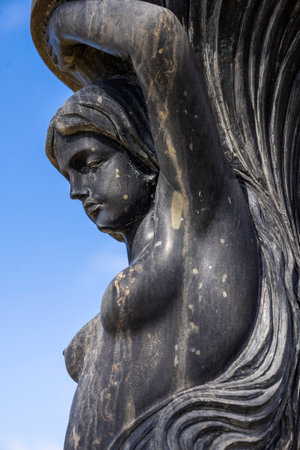 ESTOMBAR, PORTUGAL - 5th OCOTOBER 2024: Artistic stone modern contemporary female statues located on wine estate "Quinta dos Vales".のeditorial素材