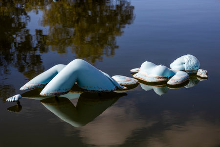 ESTOMBAR, PORTUGAL - 5th OCOTOBER 2024: Artistic stone modern contemporary female statues located on wine estate "Quinta dos Vales".のeditorial素材