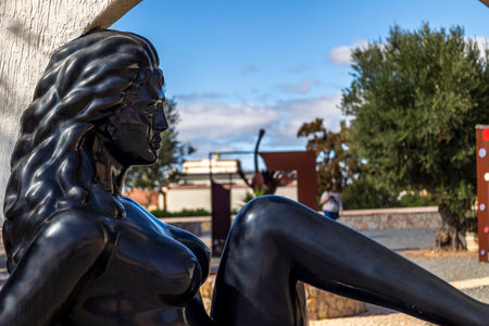 ESTOMBAR, PORTUGAL - 5th OCOTOBER 2024: Artistic stone modern contemporary female statues located on wine estate "Quinta dos Vales".のeditorial素材
