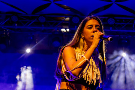 FARO, PORTUGAL: 5th SEPTEMBER, 2024 - Music artist, Ines Apenas, performs on Festival F, a big festival on the city of Faro, Portugal.のeditorial素材