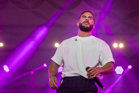 FARO, PORTUGAL: 5th SEPTEMBER, 2024 - Music artist, Nininho Vaz Maia, performs on Festival F, a big festival on the city of Faro, Portugal.のeditorial素材