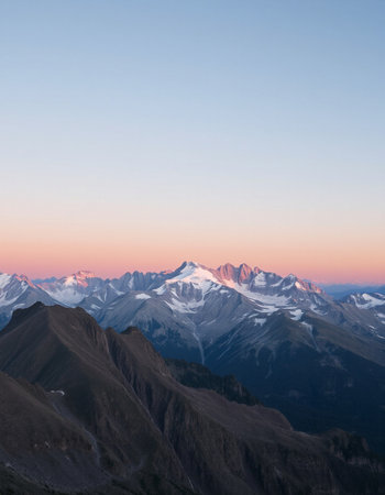 Mountains at sunset in the Himalayas, Nepal, Asiaの写真素材