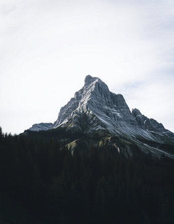 Mountain in Banff National Park, Alberta, Canada in a cloudy dayの写真素材