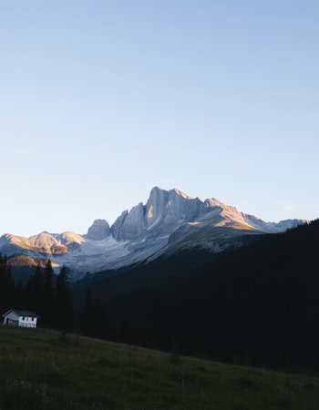Sunset in Banff National Park, Alberta, Canada. Rocky Mountains.の写真素材