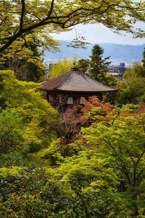 HIGASHIYAMA, KYOTO, JAPAN â APRIL 18, 2019: View of Ginkakuji Temple on the hill in Spring time, Kyoto Japanのeditorial素材