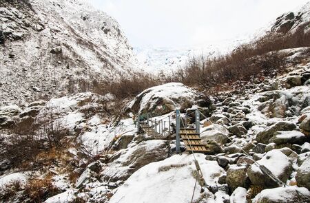 the way up to the Buarbreen glacierの写真素材